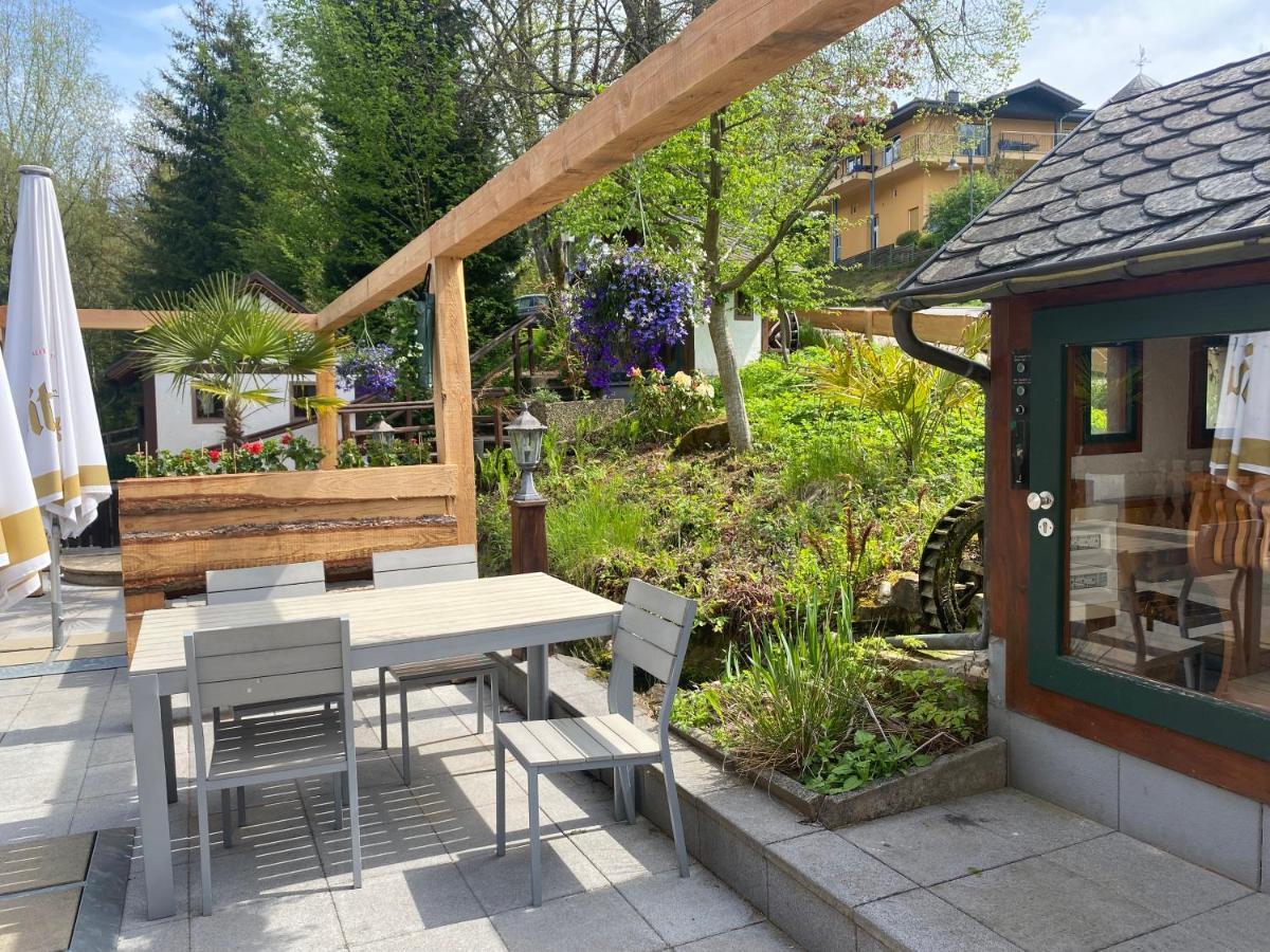 Hotel-Restaurant Theis-Muehle Biersdorf Екстериор снимка