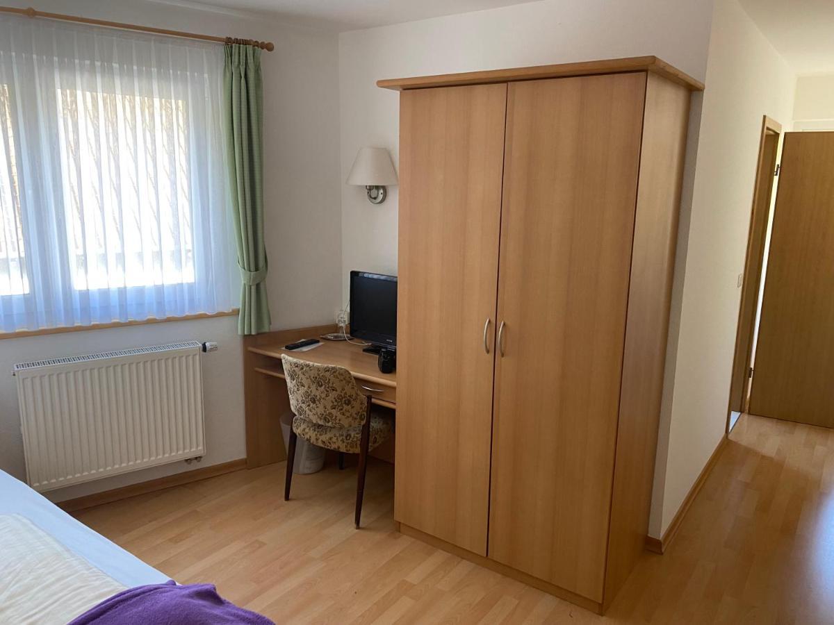 Hotel-Restaurant Theis-Muehle Biersdorf Екстериор снимка